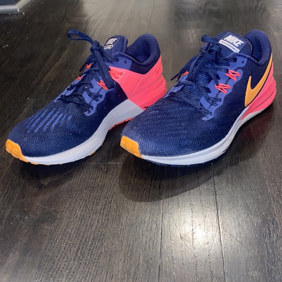 Nike Zoom Structure Running Shoes - Picture 2 of 6
